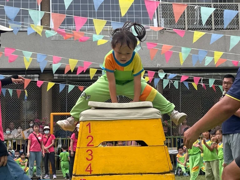 仁和幼兒園運動會跳箱挑戰