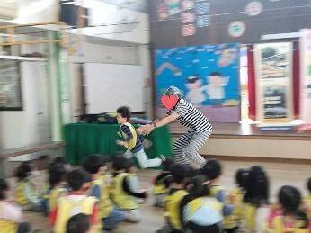 艾菲爾家幼兒幼兒幼兒保護自己
